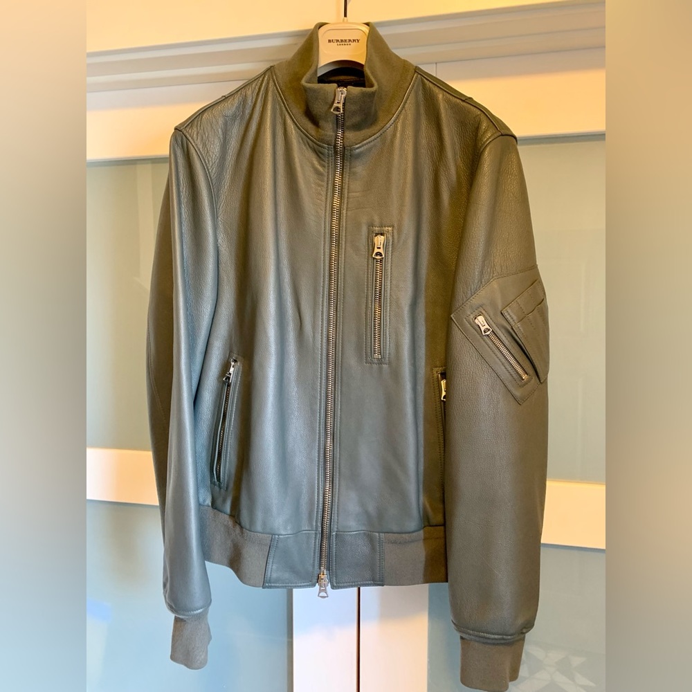 ✅SOLD✅ BURBERRY LEATHER BOMBER JACKET WITH STAND COLLAR IN DARK STEEL